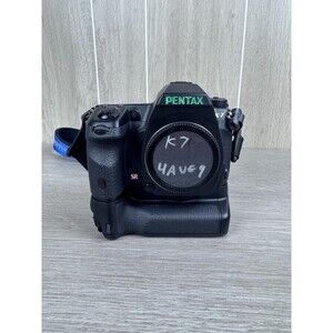 【Near Mint】PENTAX K-7 14.6MP Digital SLR Camera Body  With Battery Grip